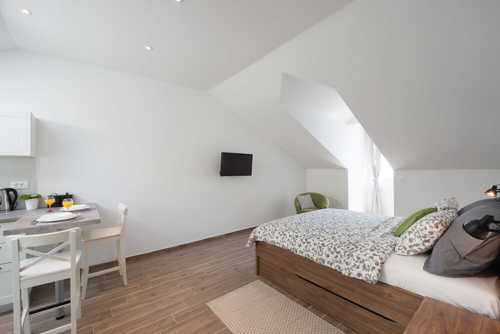 Apartments Horizon — 4-Star Luxury Hotel in Dubrovnik, Croatia