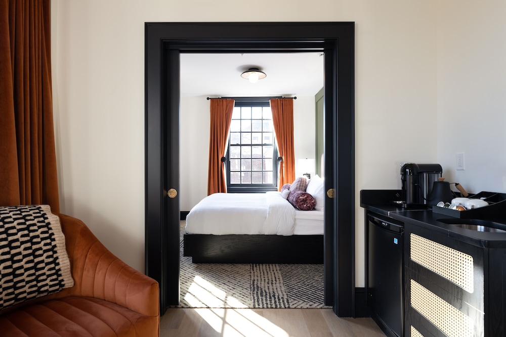 Hotel Thaxter - photo 32