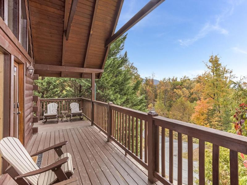 Saddle Ridge - last minute hotel in Gatlinburg