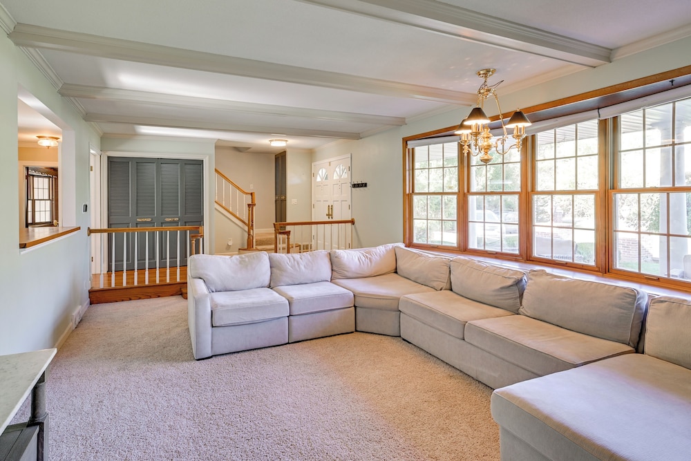 Pet Friendly: Private Pool & Home Theater — Buchanan — photo 5