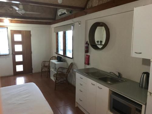Boathouse Apartments — Neiafu — photo 4