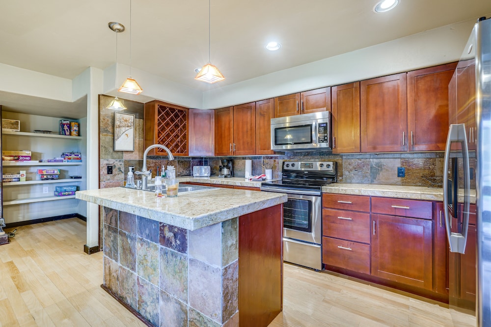 Dillon Vacation Rental: 1 Mi to Keystone Resort - photo 17