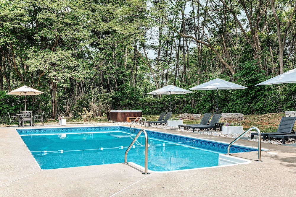 Afton Mountain Inn - photo 97
