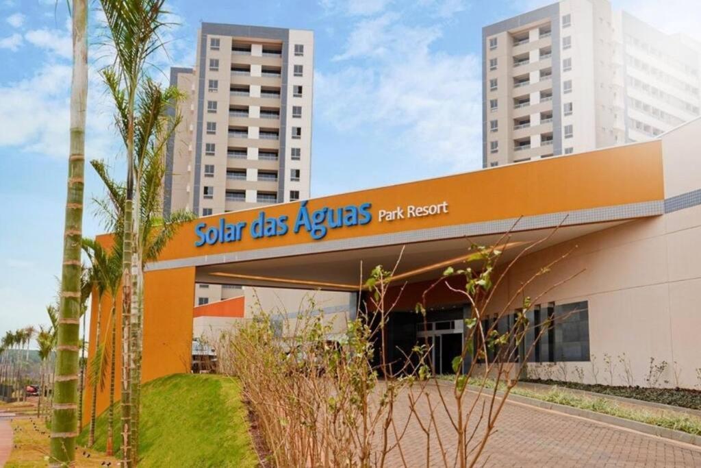 Apto em resort Solar das Águas in Olimpia, Brasil