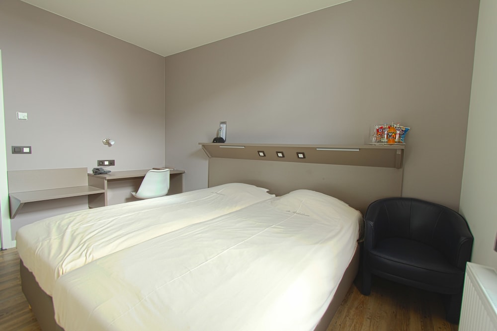 De Heidebloem - carbon neutral hotel in Zoersel
