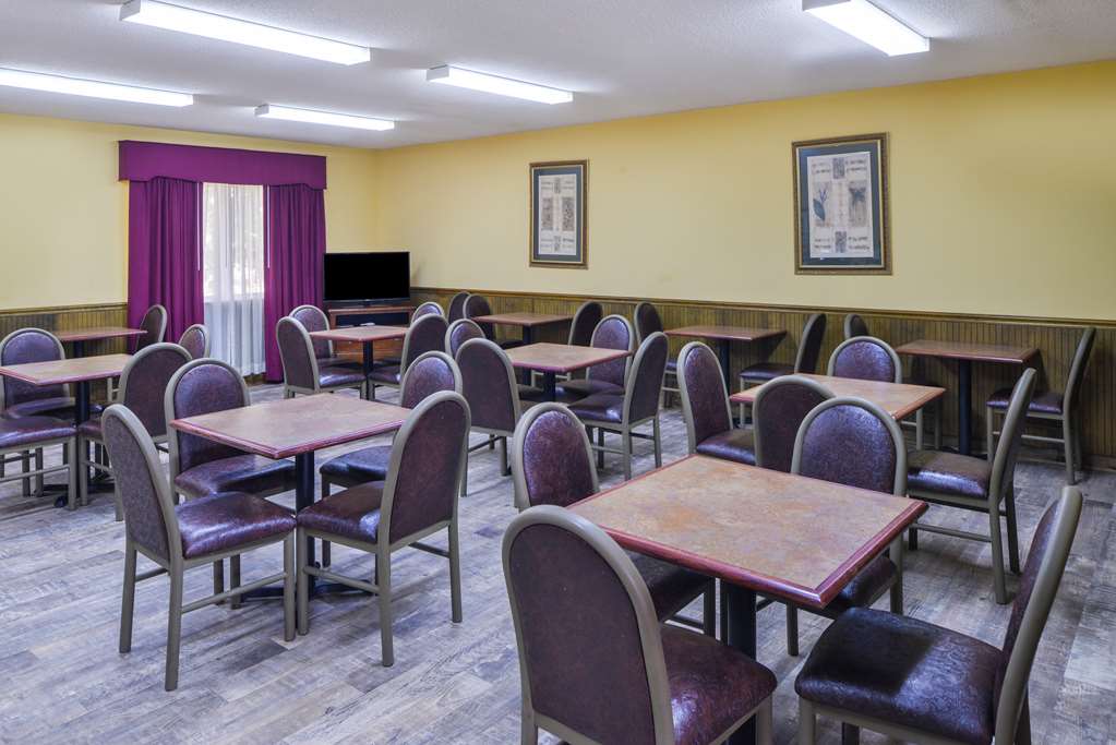 Americas Best Value Inn Wiggins - photo 32