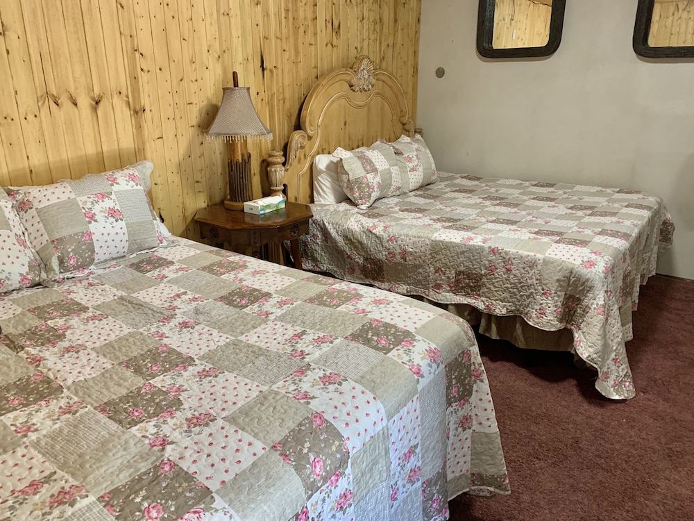 Grey Squirrel Resort - photo 28