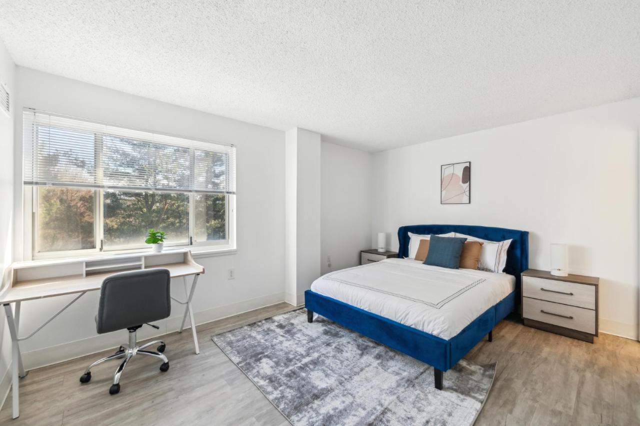 Legacy at Imperial Village 517 I 2 Bed 2 Bath — 4-Star Luxury Hotel in Richmond, United States