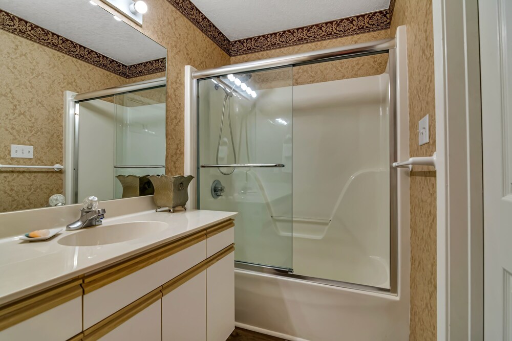 Branson Condo on Fairway: Steps From Resort Pools - photo 18