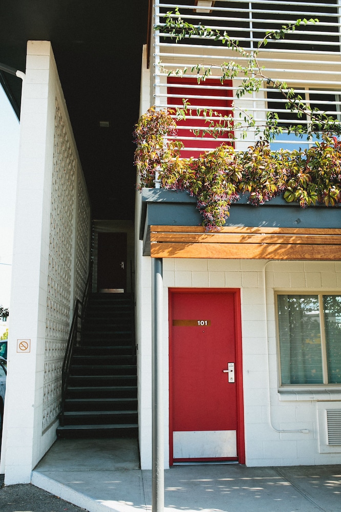 Modern Hotel - photo 102