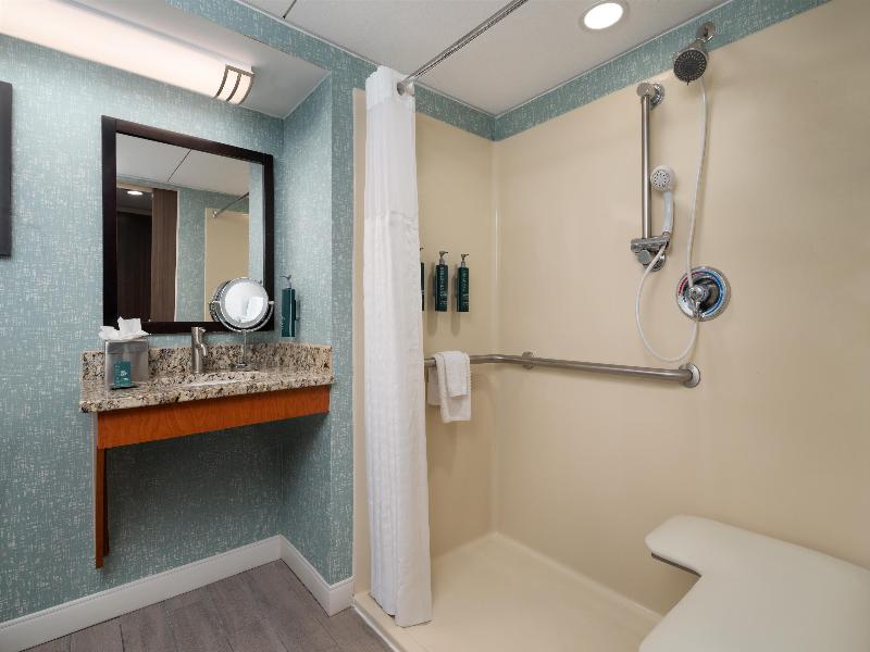 DoubleTree by Hilton Virginia Beach - photo 117