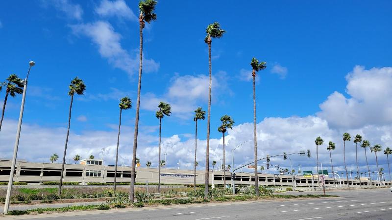 Atrium Hotel at Orange County Airport - photo 8