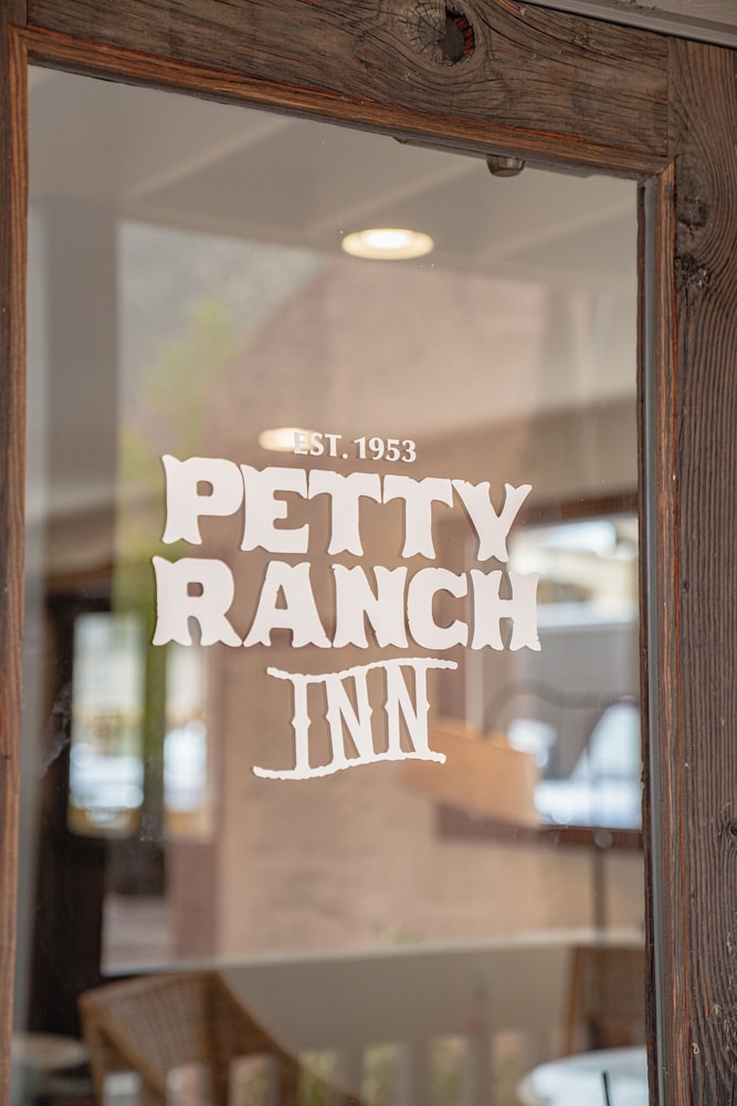Zion Pioneer Lodge - photo 47