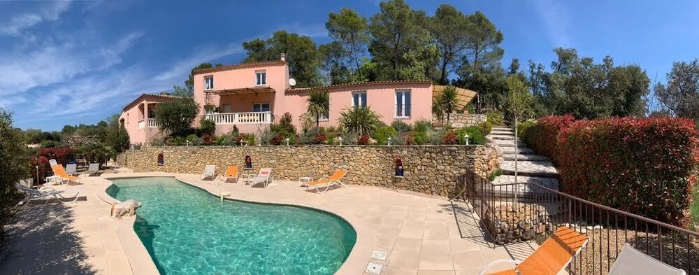 Villa Nassalia — 4-Star Luxury Hotel in Lorgues, France