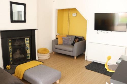 Central Worthing 3 bedrooms 600m from beach — hotel in Broadwater