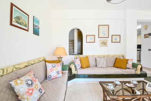 Villa 361 Walk to Protaras Fig Tree Bay & Amenities