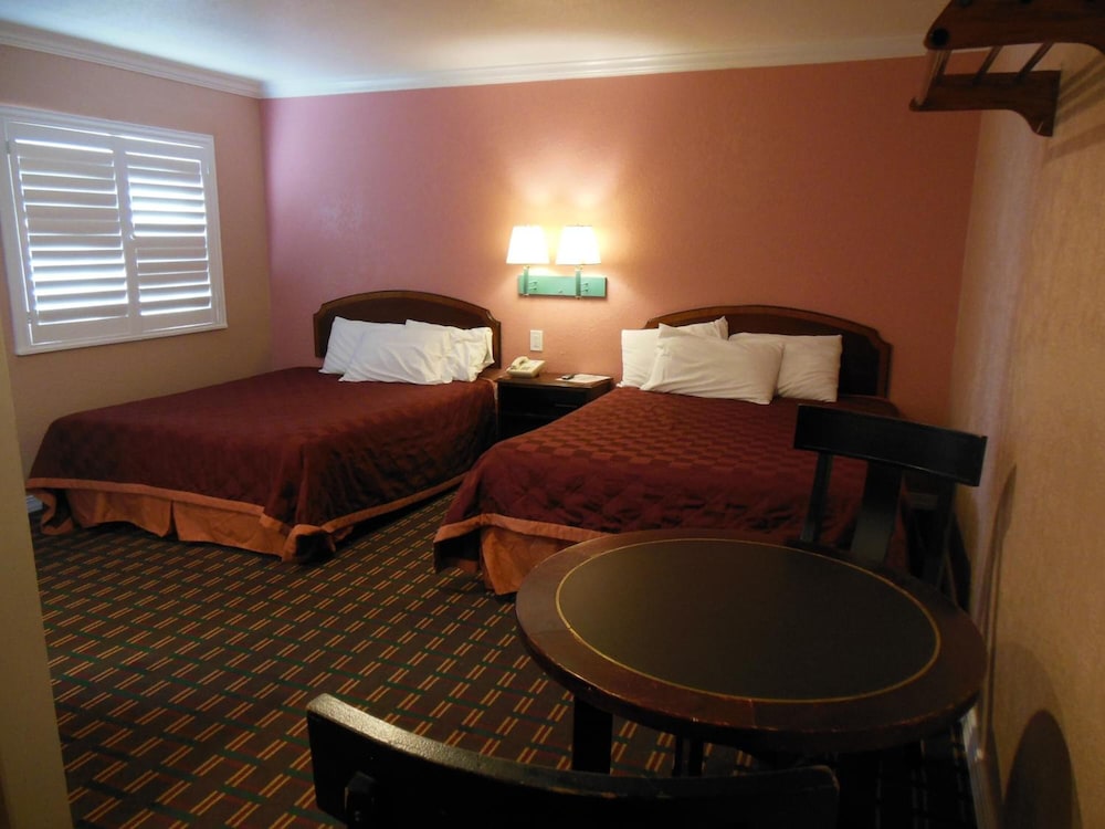 Sealamp Inn - photo 28