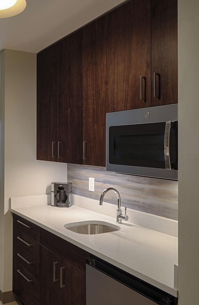 Residence Inn by Marriott Columbus Airport - photo 14