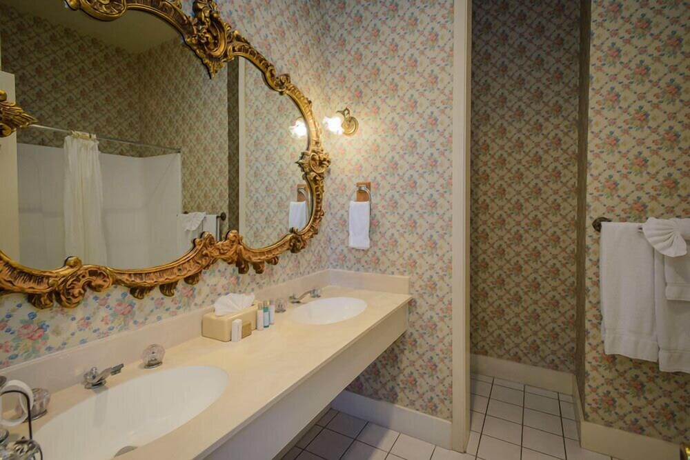 Hill House Inn - photo 21