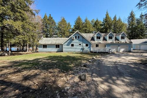 Ski & Splash Retreat — hotel in Bridgton