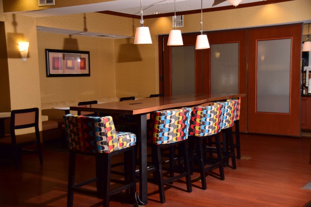 Hampton Inn Indiana - photo 3