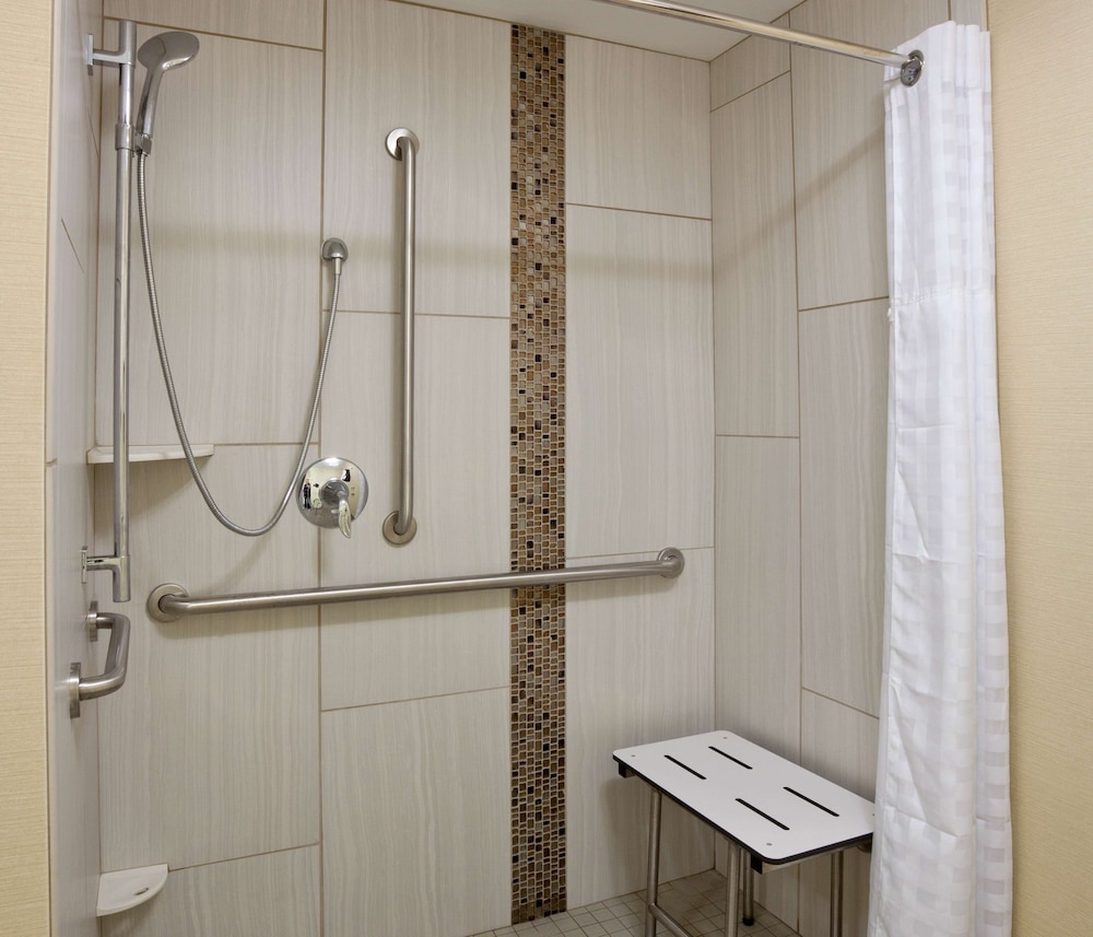 Homewood Suites by Hilton Davenport - photo 21