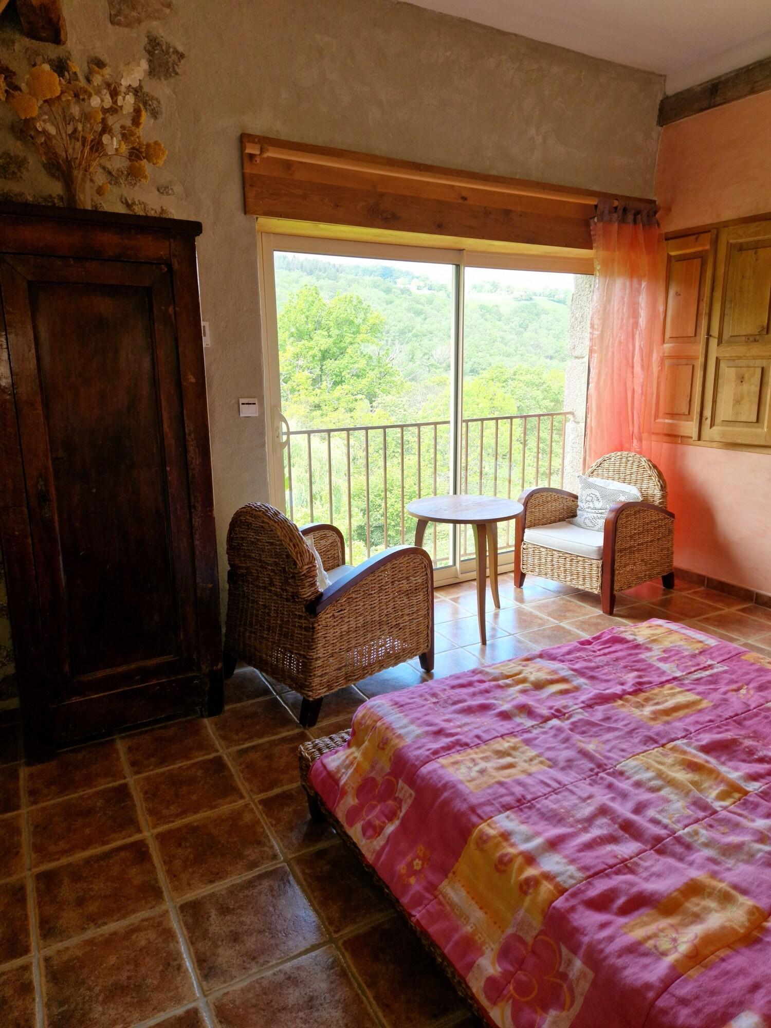 La Fontaine d'Aubrac — hotel in Entraygues-Sur-Truyere