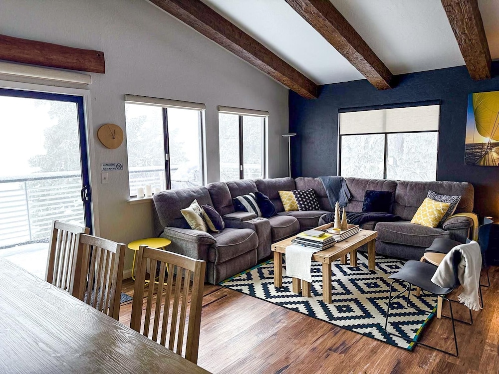 Mv50 Grand Lodge Lake Tahoe With Game Room Hot — 4-Star Luxury Hotel in South Lake Tahoe, United States