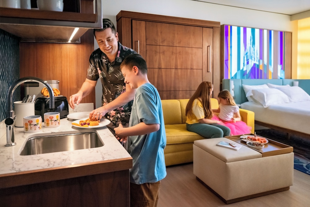 The Villas At The Disneyland Hotel - photo 10