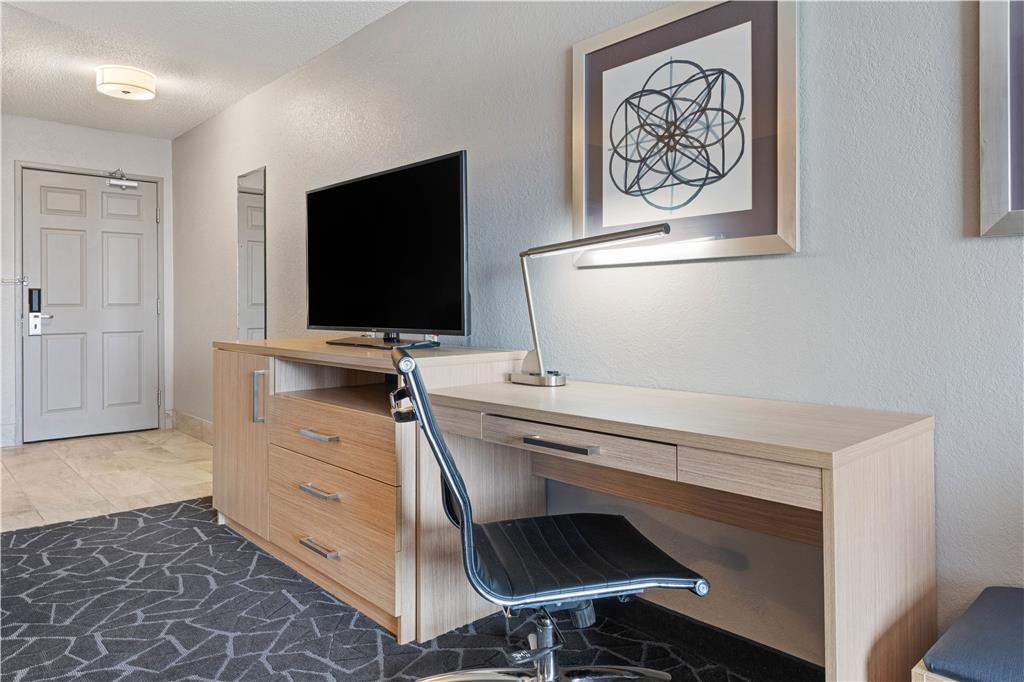 Best Western Eau Claire South - photo 6