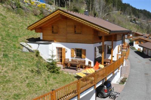 Schöneben Chalet Holzblick — 4-Star Luxury Hotel in Wald Im Pinzgau, Austria