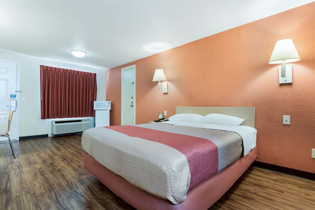 Motel 6 Newport News - photo 15