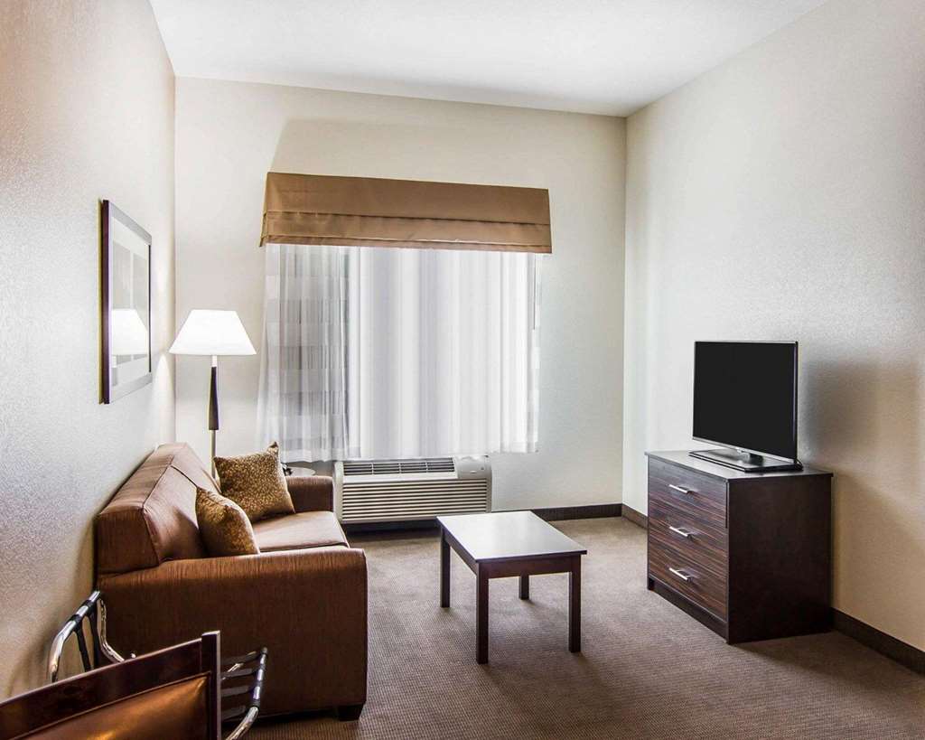 MainStay Suites Lufkin - photo 14