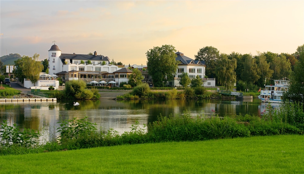 Hotel Weisser Bär in Muelheim, Germany