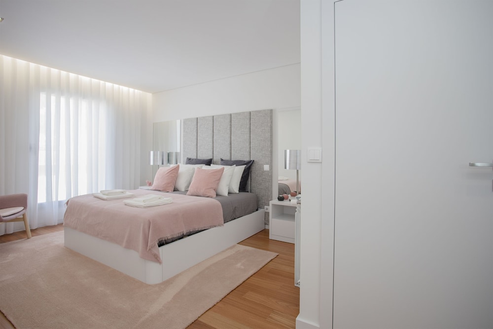 Liiiving Luxury River View Apartment III — Gondomar — photo 2