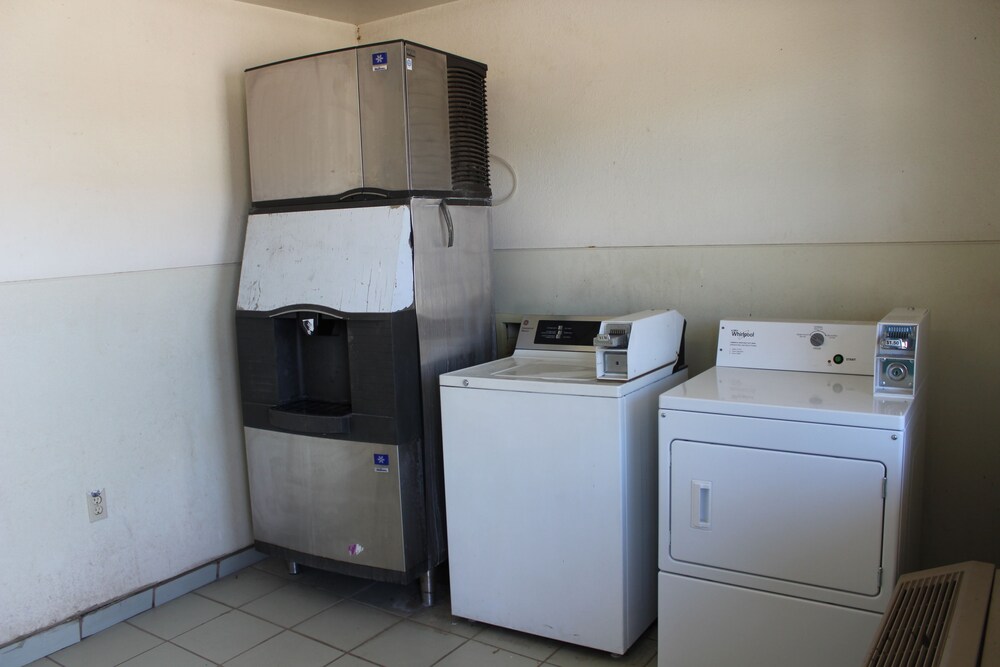Nationwide 9 Inn - photo 12