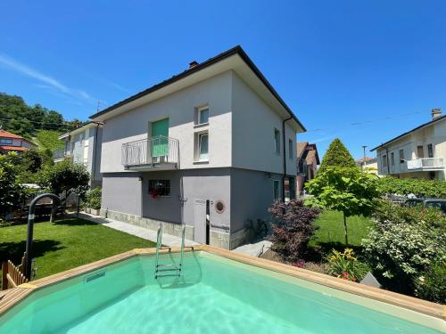 Casa Piero relax e piscina privata tra le colline delle Langhe — 4-Star Luxury Hotel in Alba, Italy