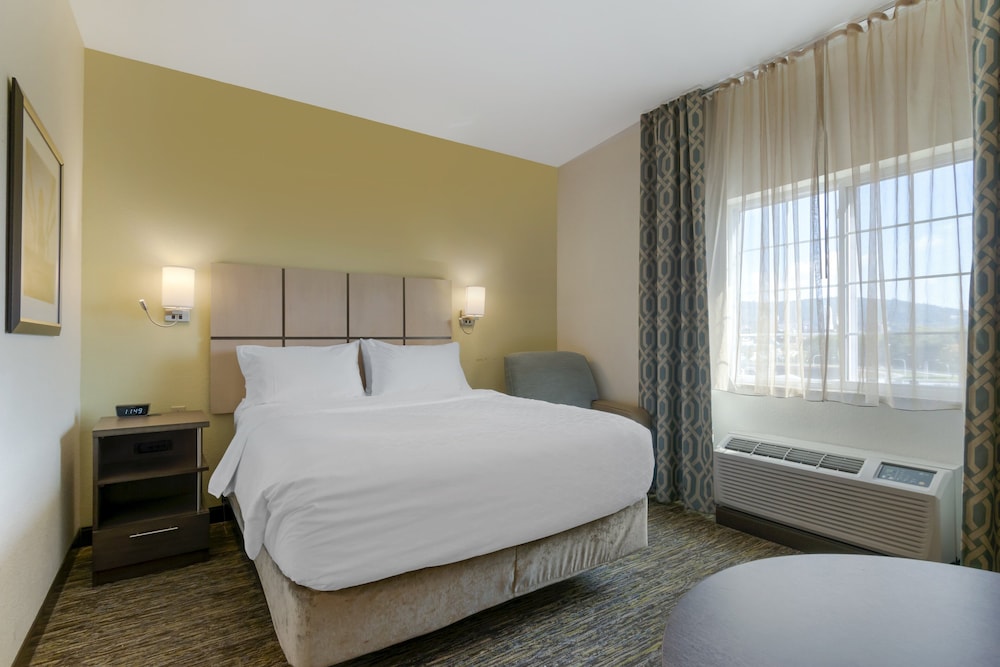 Candlewood Suites Reading by IHG - photo 8