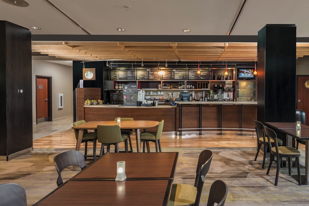 Courtyard by Marriott Bangor - photo 17