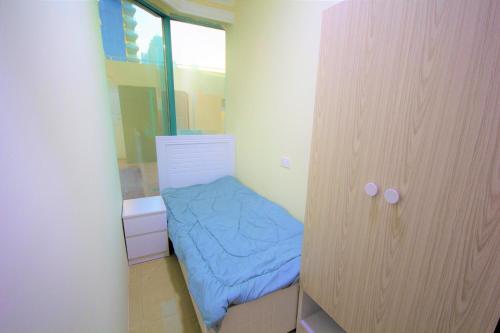 Must update to luxury studio in heart of marina Dubai - carbon neutral hotel in Dubai