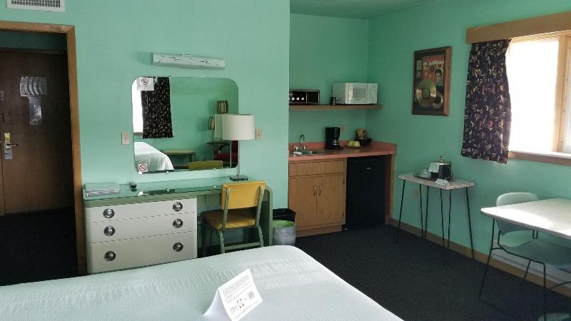 Holiday Music Motel - photo 40