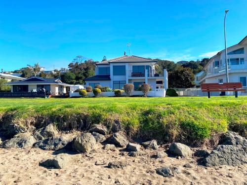 Beachfront Arkles Bay - last minute hotel in Unknown City