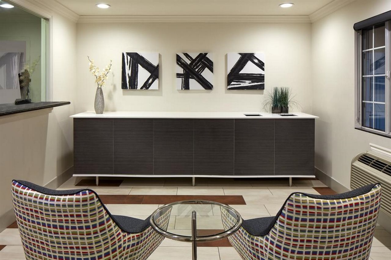 Studio Inn and Suites at Promenade Downey - photo 8