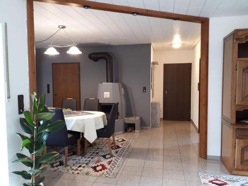 Ferienhaus Sonnenhang — 4-Star Luxury Hotel in Losheim, Germany
