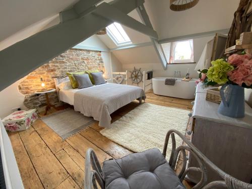 Cosy Fisherman s Cottage: 150m to Brixham Harbour — 4-Star Luxury Hotel in Brixham, United Kingdom