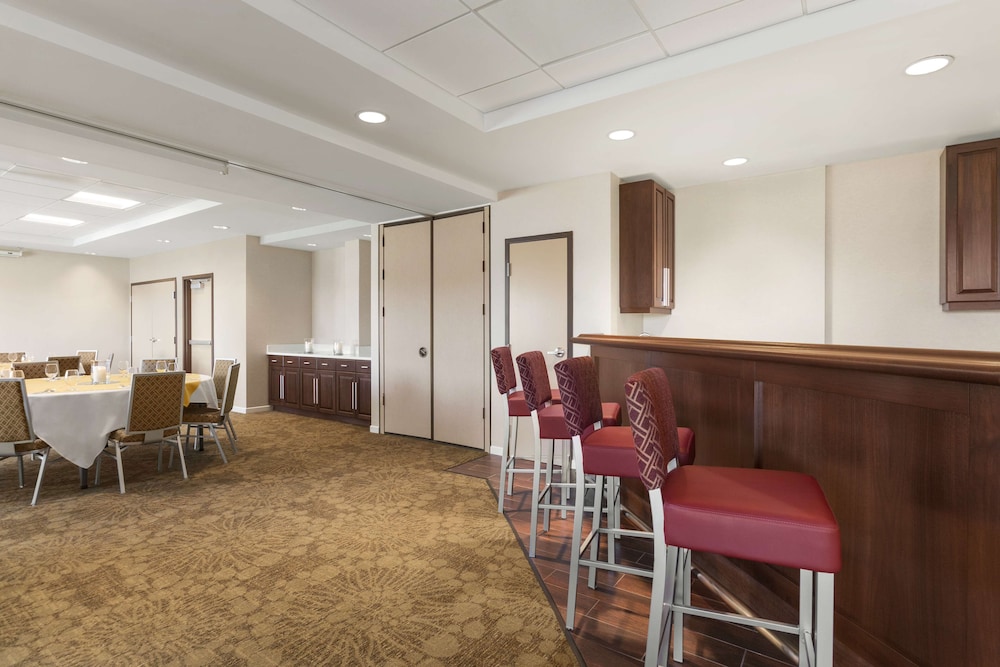 Hampton Inn Penn Yan - photo 52