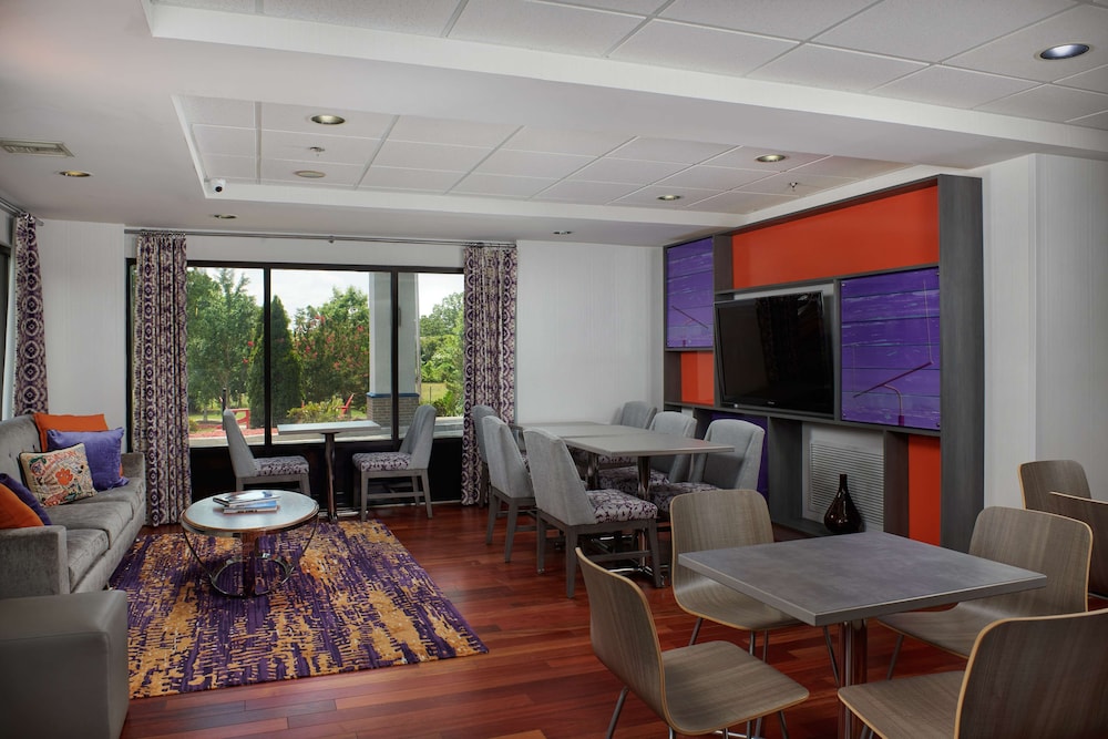 Hampton Inn Clemson University Area - photo 4