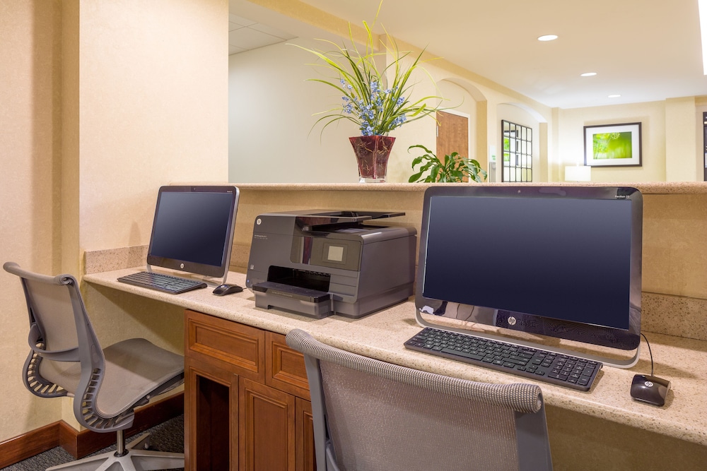 Holiday Inn Manchester Airport by IHG - photo 30
