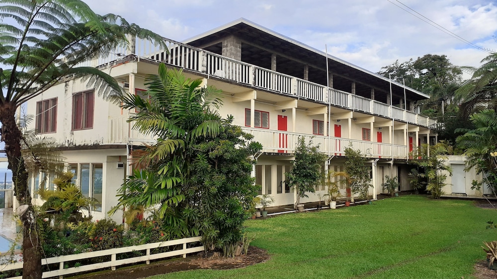 Dave Parker Eco Lodge Hotel in Apia, Samoa