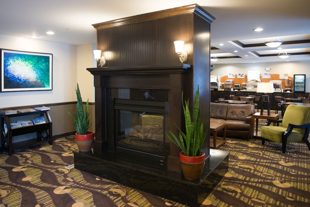Holiday Inn Express Hotel & Suites Northwood by IHG - photo 37